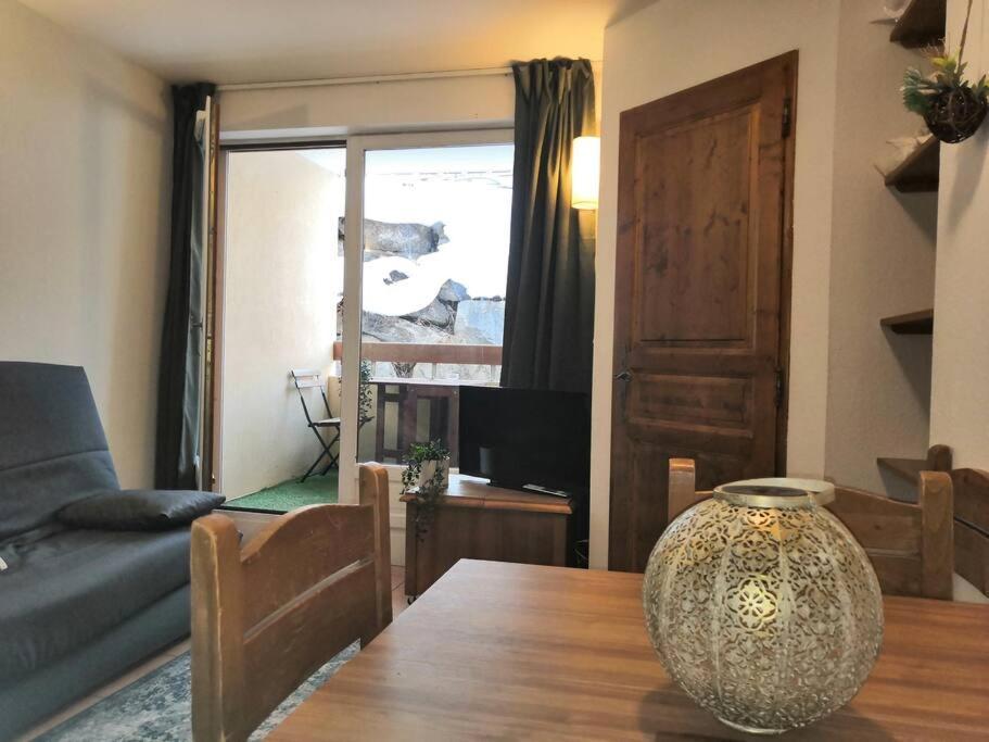 Appartement Tres Joli T2 Aux Pieds Des Pistes Avec Balcon *