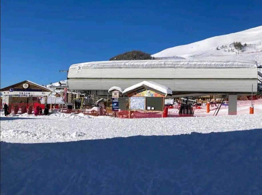 Appartement Tres Joli T2 Aux Pieds Des Pistes Avec Balcon